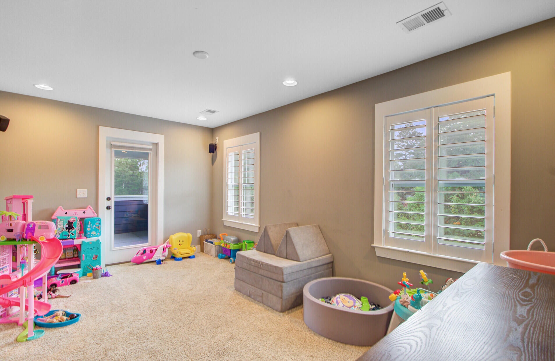 Summerville, South Carolina, 29485, United States, 4 Bedrooms Bedrooms, ,5 BathroomsBathrooms,Residential,Active,1919056