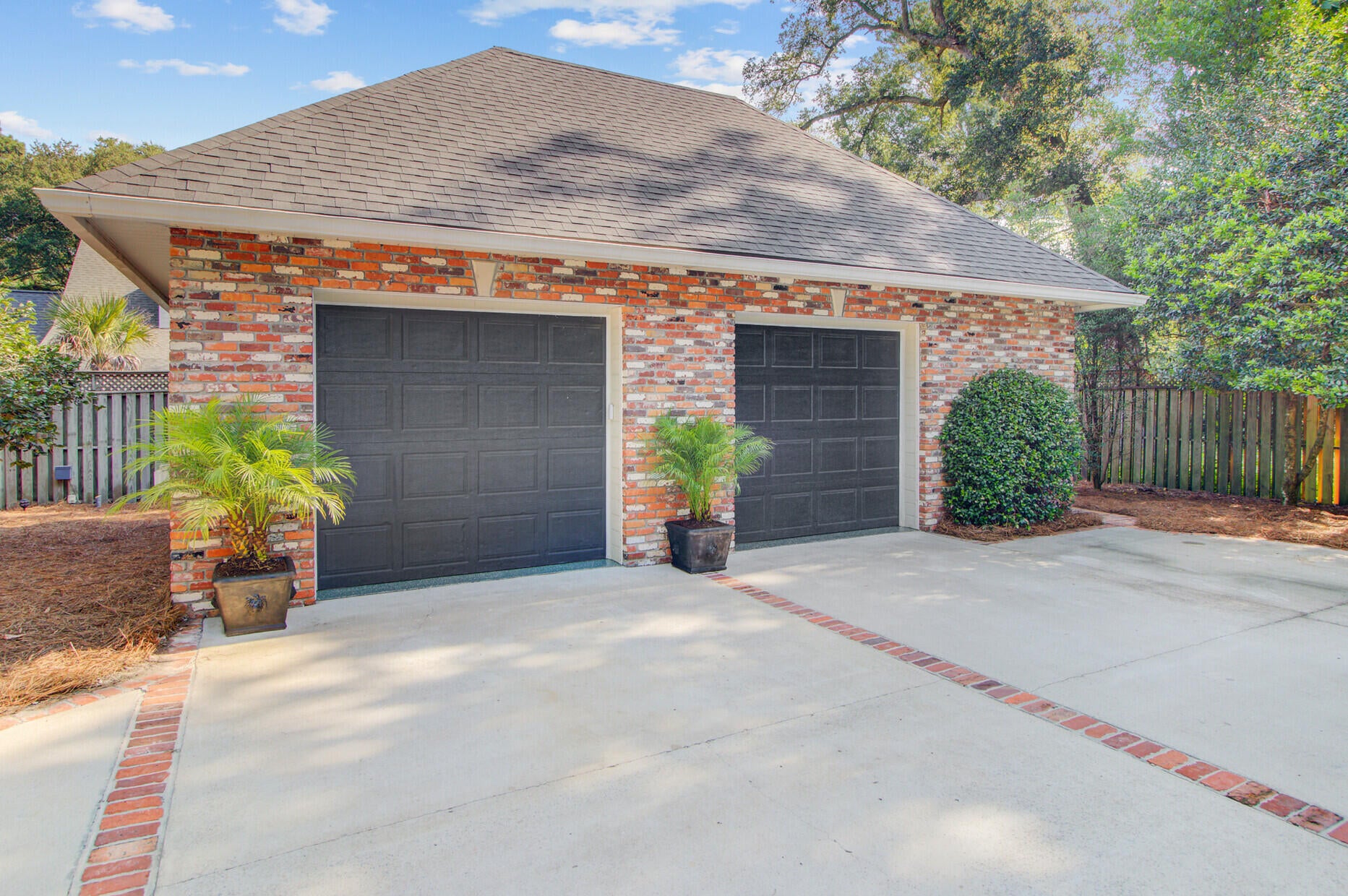 Summerville, South Carolina, 29483, United States, 6 Bedrooms Bedrooms, ,6 BathroomsBathrooms,Residential,Active,2007343
