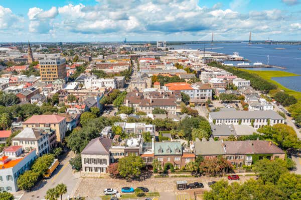 33 N ADGERS WHARF, CHARLESTON, SC 29401, photo 2 of 32