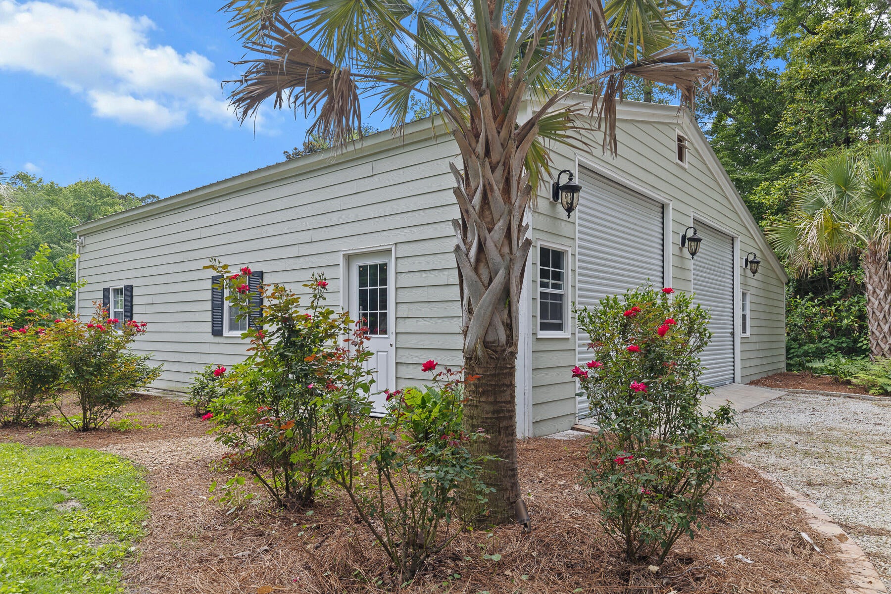Summerville, South Carolina, 29483, United States, 5 Bedrooms Bedrooms, ,4 BathroomsBathrooms,Residential,Active,1823957