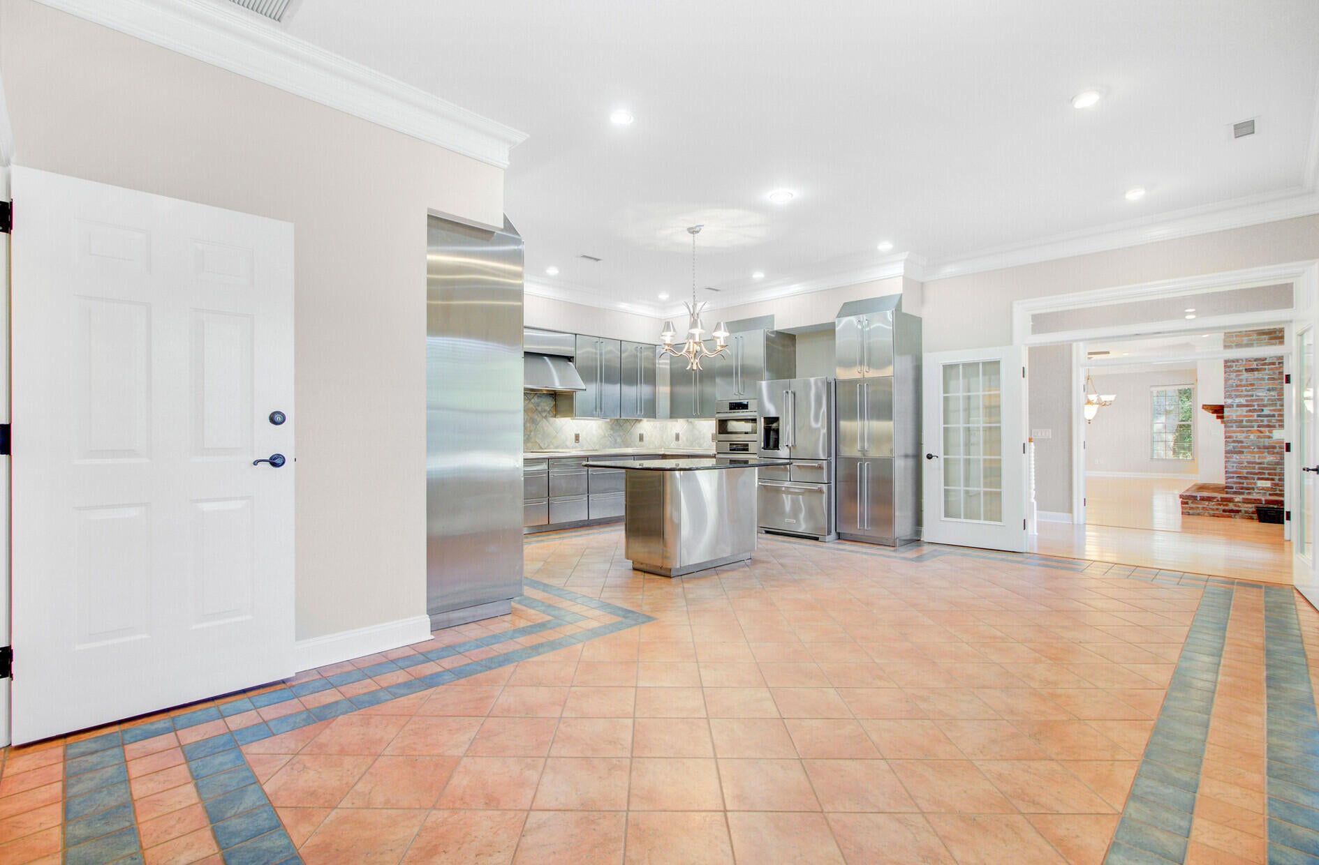 Summerville, South Carolina, 29483, United States, 6 Bedrooms Bedrooms, ,6 BathroomsBathrooms,Residential,Active,1913945