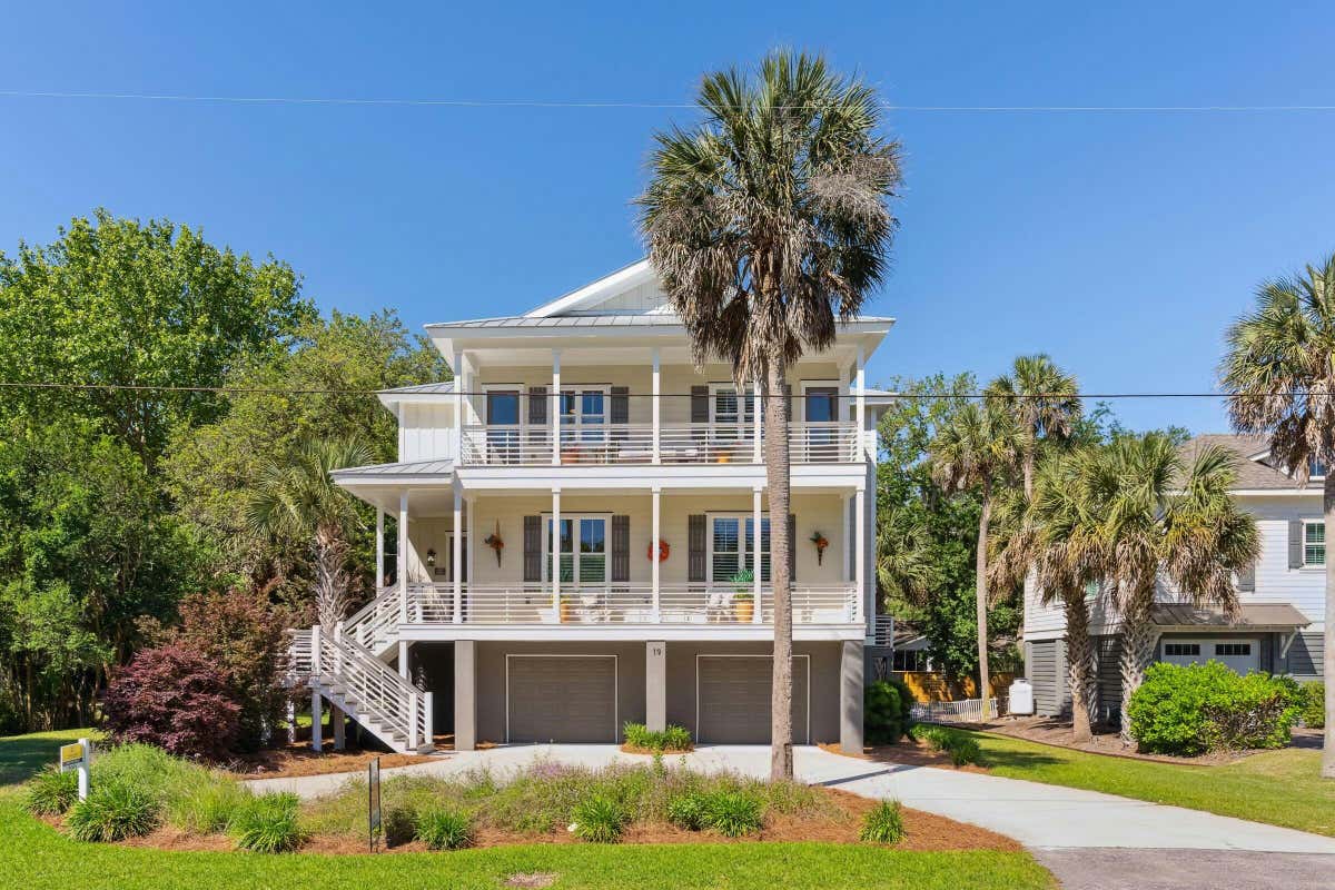 19 21ST AVE, ISLE OF PALMS, SC 29451, photo 1 of 69