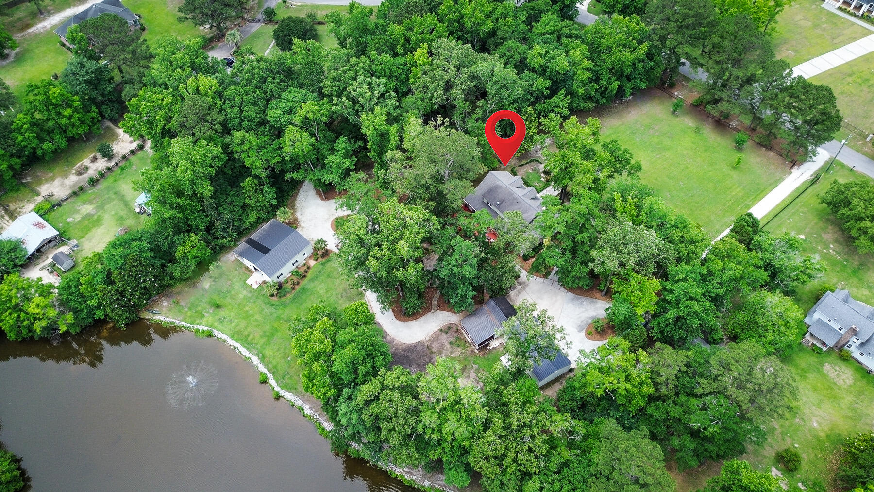 Summerville, South Carolina, 29483, United States, 5 Bedrooms Bedrooms, ,4 BathroomsBathrooms,Residential,Active,1823957