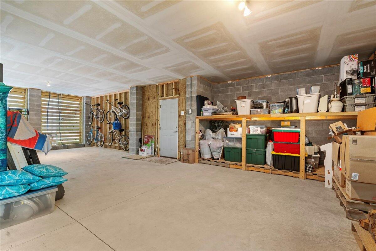 Johns Island, South Carolina, 29455, United States, 5 Bedrooms Bedrooms, ,4 BathroomsBathrooms,Residential,Active,1936428