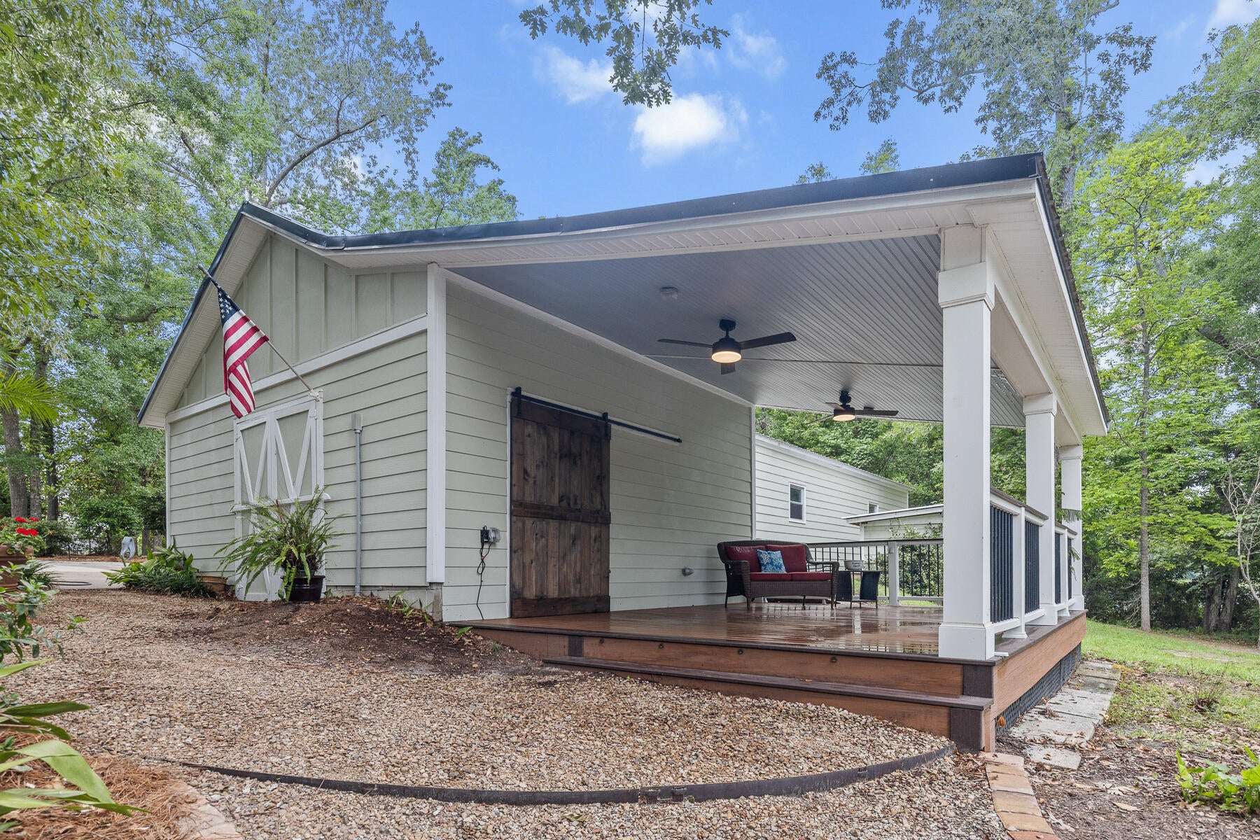 Summerville, South Carolina, 29483, United States, 5 Bedrooms Bedrooms, ,4 BathroomsBathrooms,Residential,Active,1823957