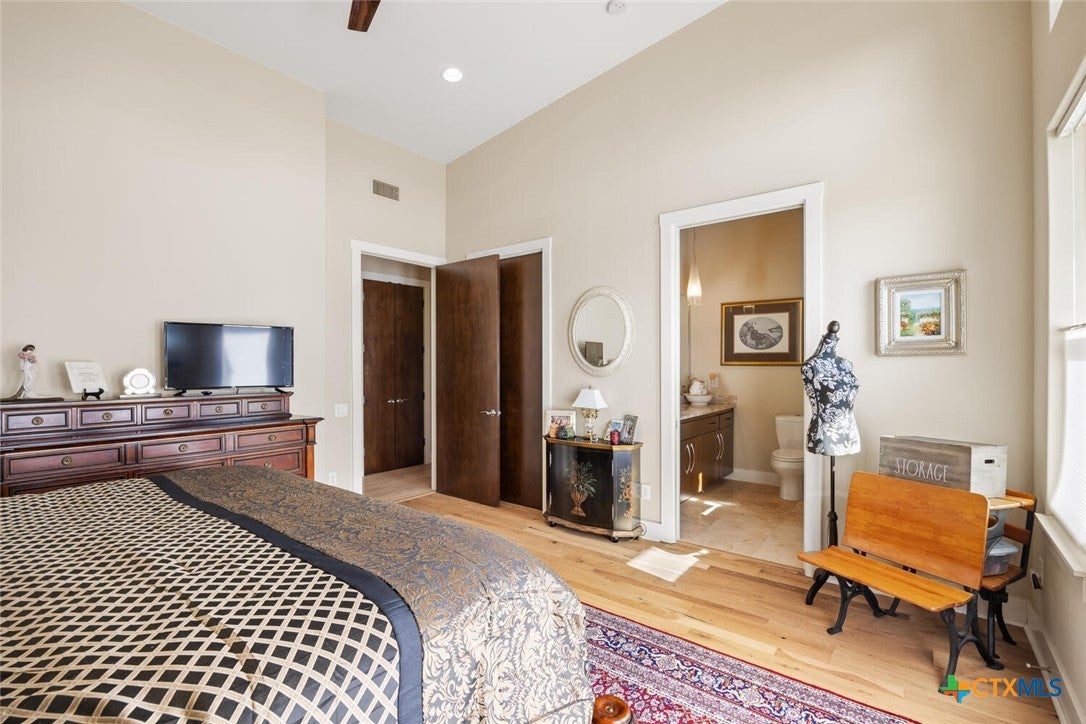 Round Mountain, Texas, 78663, United States, 4 Bedrooms Bedrooms, ,4 BathroomsBathrooms,Residential,Active,1966026