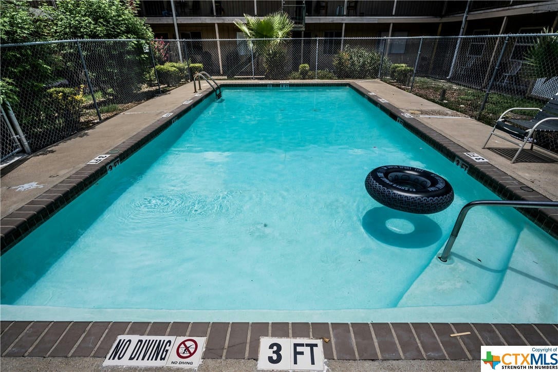 Victoria, Texas, 77901, United States, ,Residential,Active,1702298