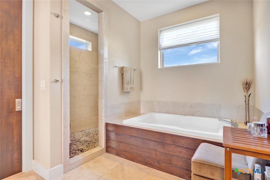 Round Mountain, Texas, 78663, United States, 4 Bedrooms Bedrooms, ,4 BathroomsBathrooms,Residential,Active,1966026