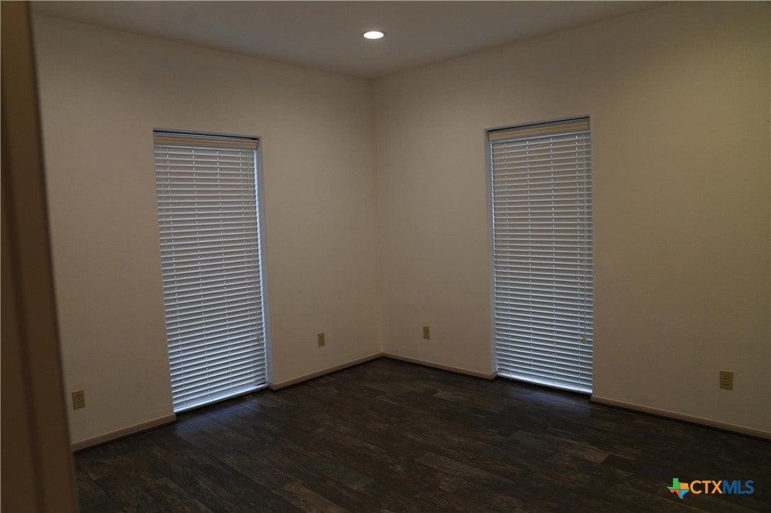 Sheridan, Texas, 77475, United States, 8 Bedrooms Bedrooms, ,5 BathroomsBathrooms,Residential,Active,1960171