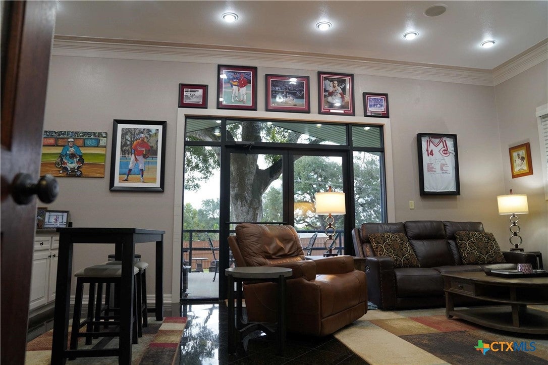 Sheridan, Texas, 77475, United States, 8 Bedrooms Bedrooms, ,5 BathroomsBathrooms,Residential,Active,1960171