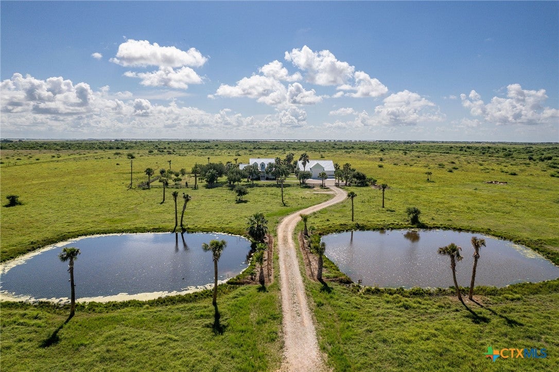 Port Lavaca, Texas, 77979, United States, ,3 BathroomsBathrooms,Residential,Active,1871190