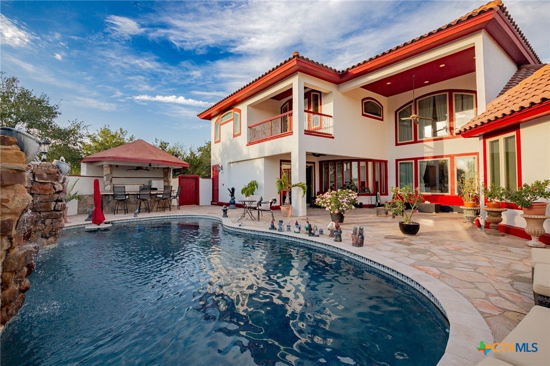 Inez, Texas, 77968, United States, ,5 BathroomsBathrooms,Residential,Active,1769514