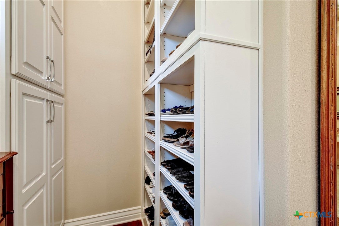 Bulverde, Texas, 78163, United States, 5 Bedrooms Bedrooms, ,5 BathroomsBathrooms,Residential,Active,1988459