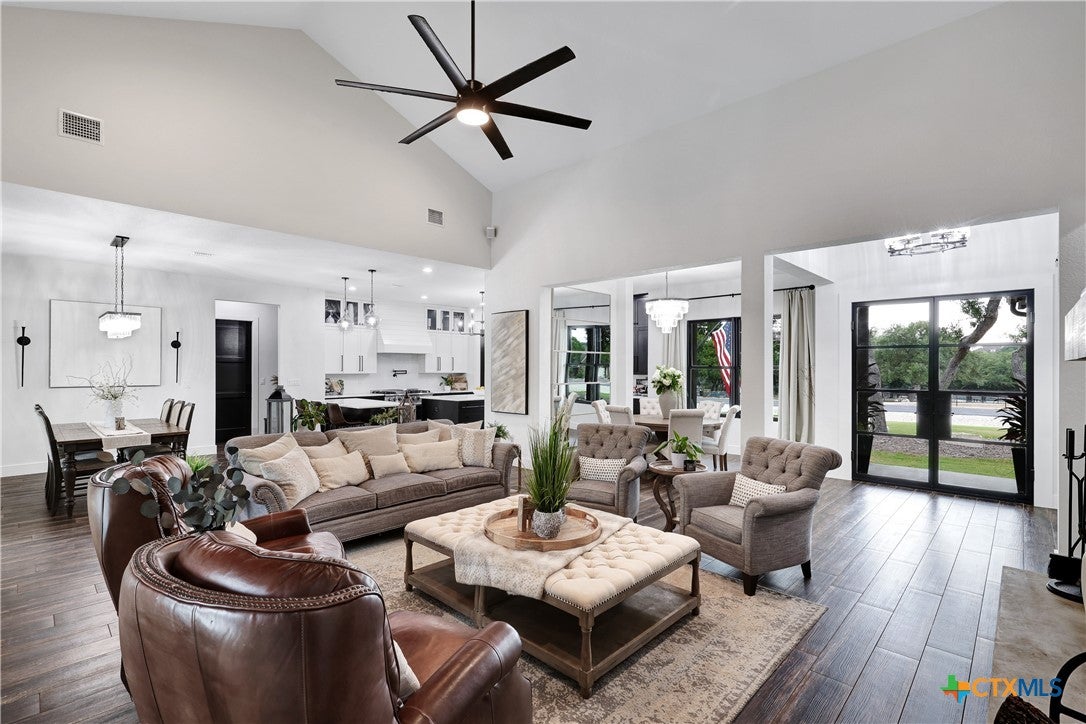 New Braunfels, Texas, 78132, United States, 4 Bedrooms Bedrooms, ,4 BathroomsBathrooms,Residential,Active,1929781