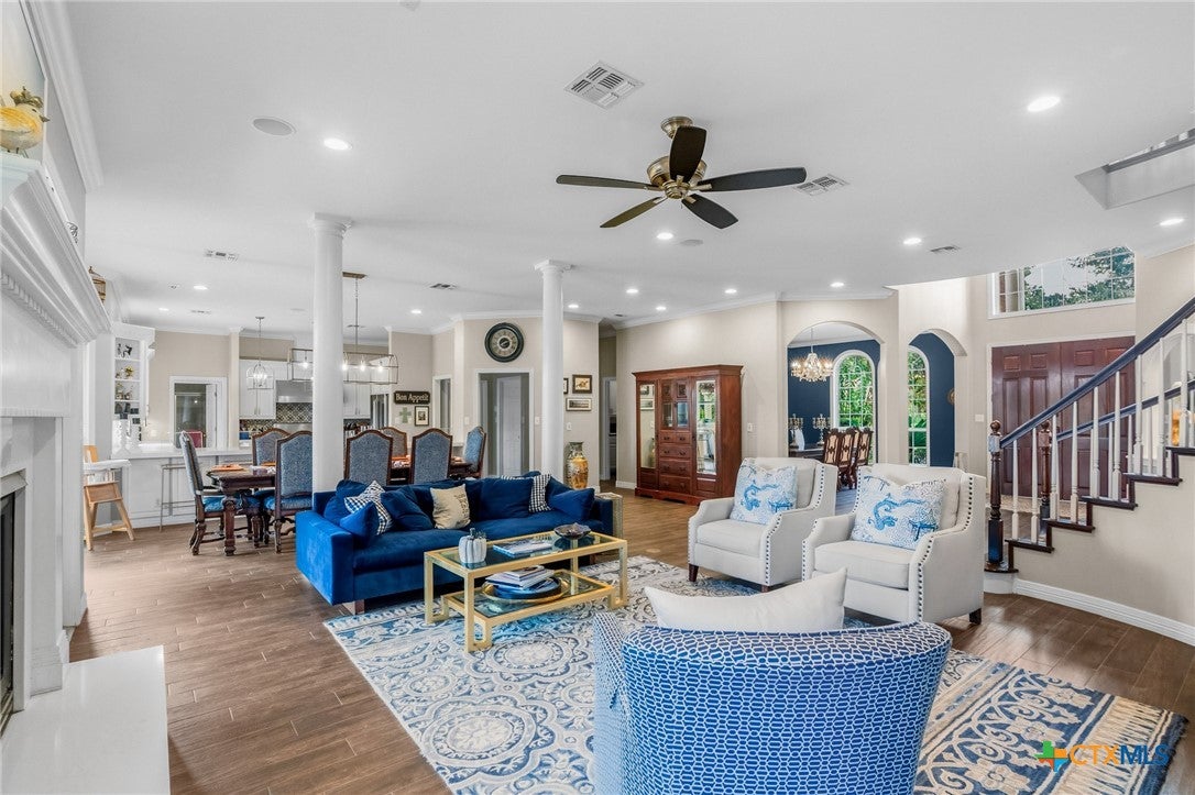 Victoria, Texas, 77904, United States, 5 Bedrooms Bedrooms, ,5 BathroomsBathrooms,Residential,Active,1961924