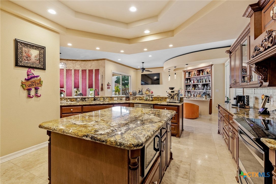 Inez, Texas, 77968, United States, ,5 BathroomsBathrooms,Residential,Active,1769514