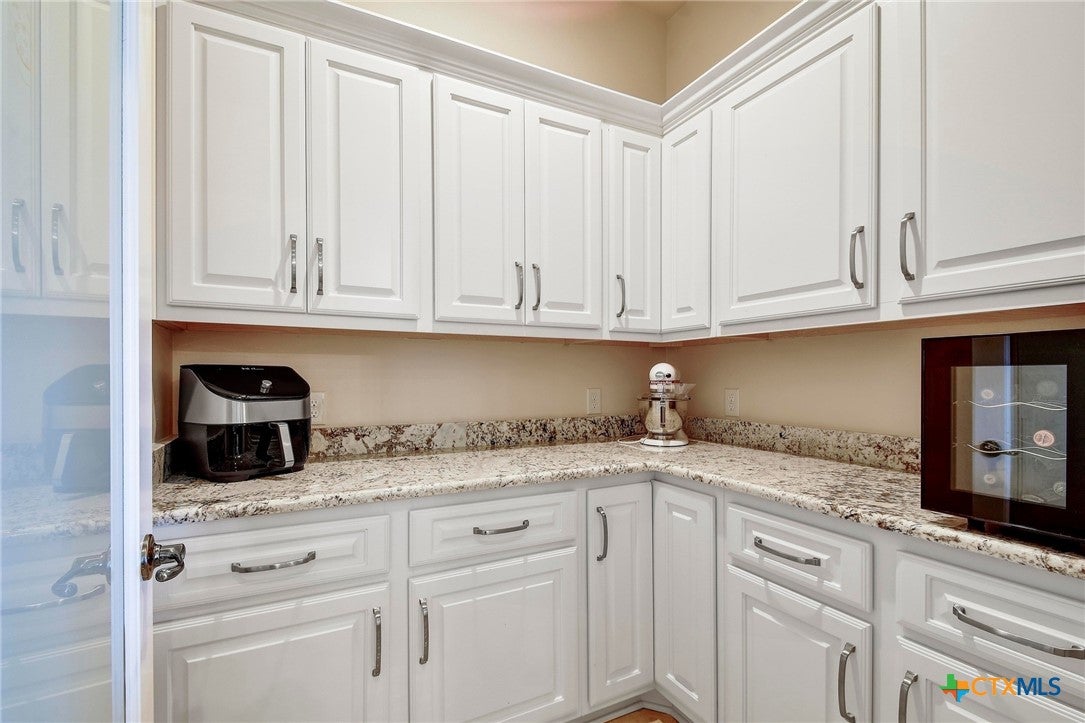 Bulverde, Texas, 78163, United States, 5 Bedrooms Bedrooms, ,5 BathroomsBathrooms,Residential,Active,1988459