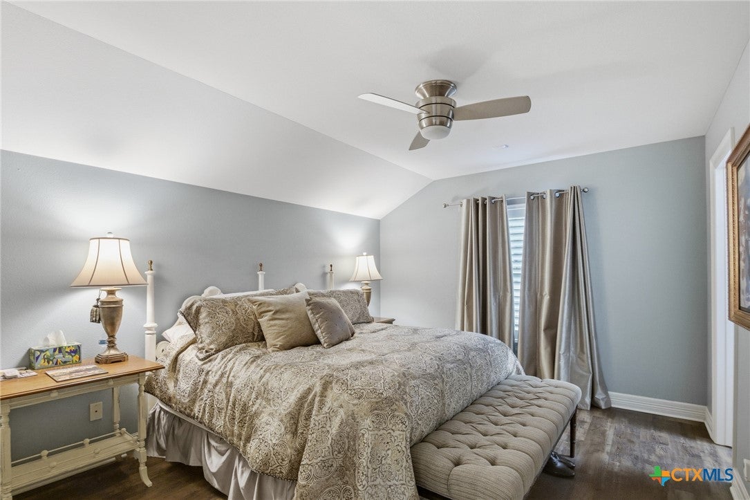 Inez, Texas, 77968, United States, 5 Bedrooms Bedrooms, ,6 BathroomsBathrooms,Residential,Active,1999904