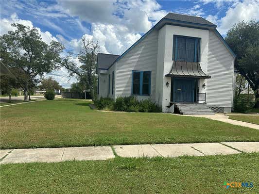 811 TERRELL ST, CUERO, TX 77954 - Image 1