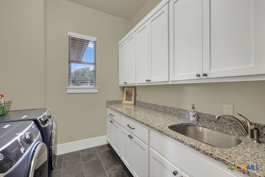 New Braunfels, Texas, 78132, United States, 4 Bedrooms Bedrooms, ,4 BathroomsBathrooms,Residential,Active,1993682