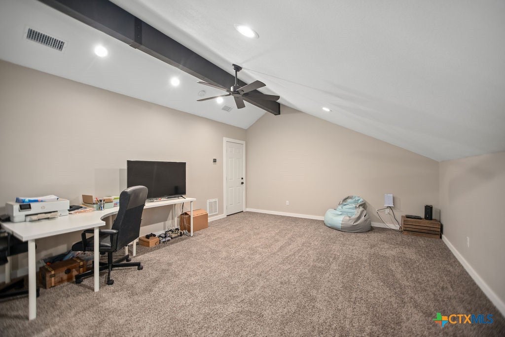 Port Lavaca, Texas, 77979, United States, 4 Bedrooms Bedrooms, ,3 BathroomsBathrooms,Residential,Active,1946527