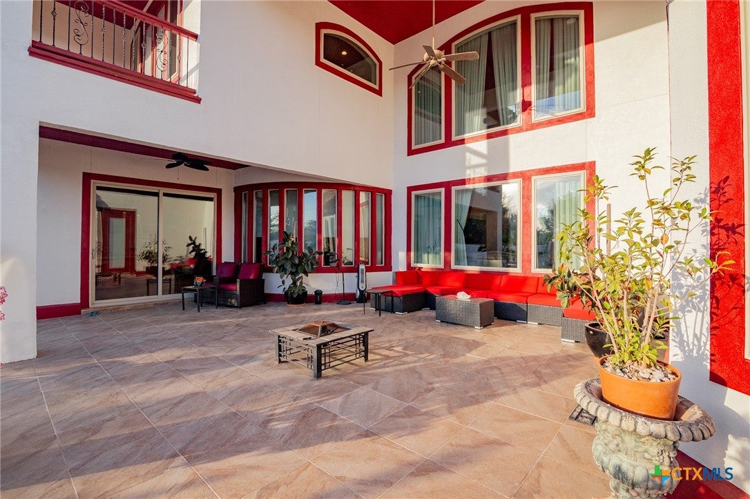 Inez, Texas, 77968, United States, ,5 BathroomsBathrooms,Residential,Active,1769514