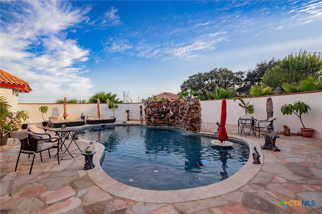 Inez, Texas, 77968, United States, ,5 BathroomsBathrooms,Residential,Active,1769514