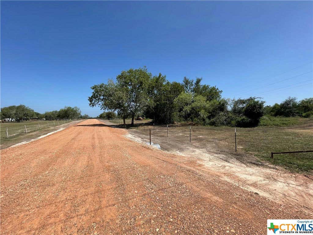 573 ROBINHOOD RD., VICTORIA, TX 77905, photo 1 of 10