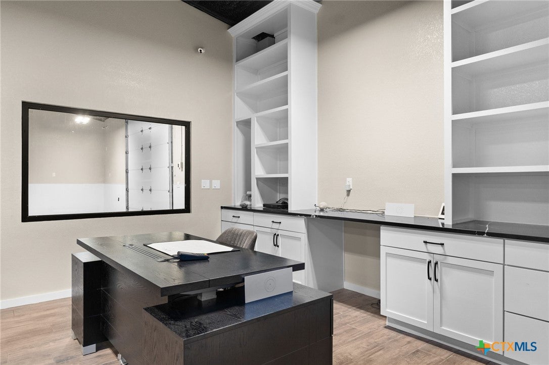 Kempner, Texas, 76539, United States, 5 Bedrooms Bedrooms, ,5 BathroomsBathrooms,Residential,Active,1898012