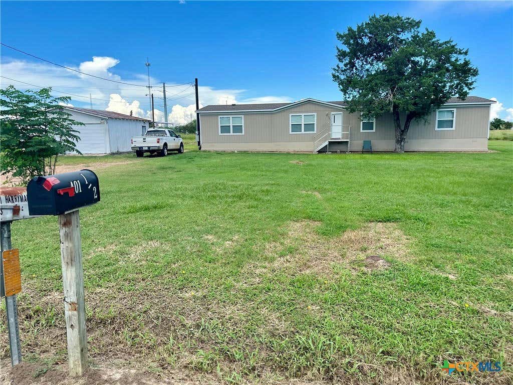 401 DAHLMAN ST, CUERO, TX 77954, photo 1 of 18