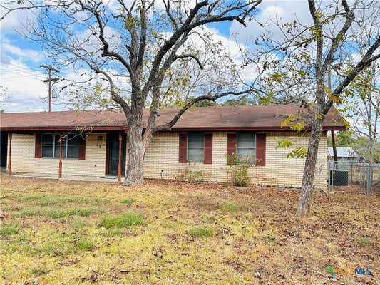 101 PAT CLEBURNE ST, YOAKUM, TX 77995 - Image 1