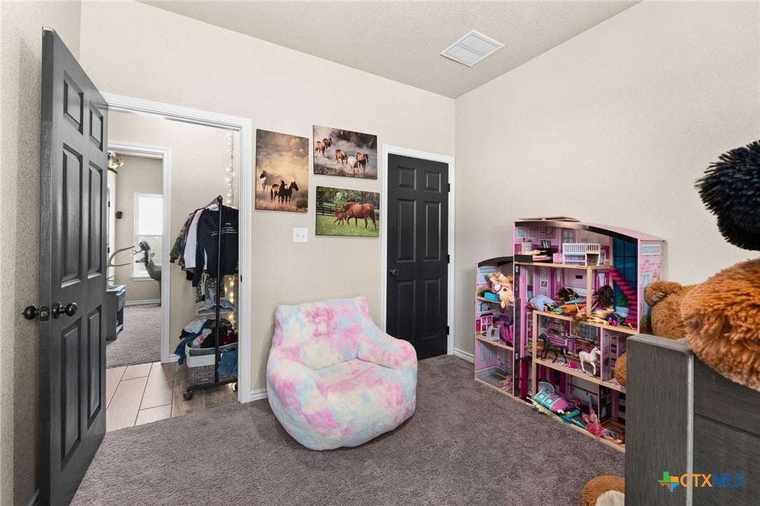 Kempner, Texas, 76539, United States, 5 Bedrooms Bedrooms, ,5 BathroomsBathrooms,Residential,Active,1898012