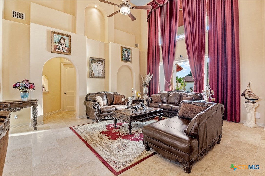 Inez, Texas, 77968, United States, ,5 BathroomsBathrooms,Residential,Active,1769514
