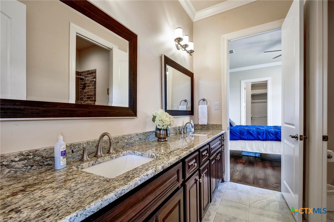 Bulverde, Texas, 78163, United States, 5 Bedrooms Bedrooms, ,5 BathroomsBathrooms,Residential,Active,1988459