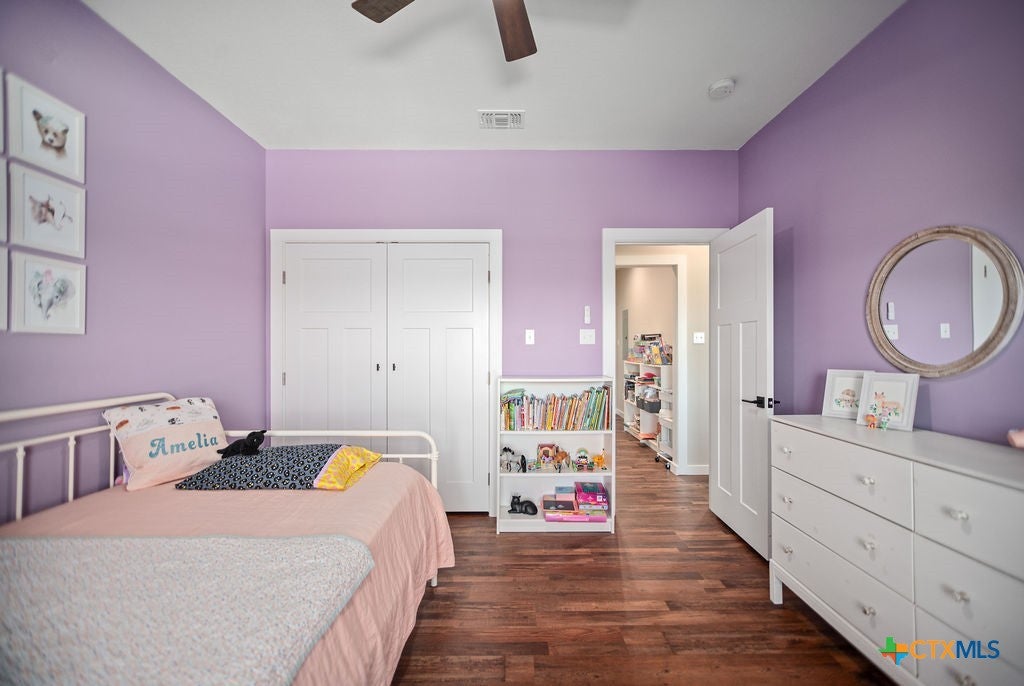 Port Lavaca, Texas, 77979, United States, 4 Bedrooms Bedrooms, ,3 BathroomsBathrooms,Residential,Active,1946527