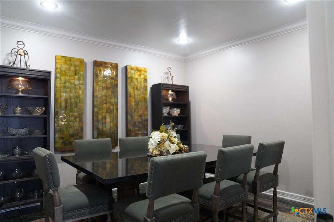 Sheridan, Texas, 77475, United States, 8 Bedrooms Bedrooms, ,5 BathroomsBathrooms,Residential,Active,1960171