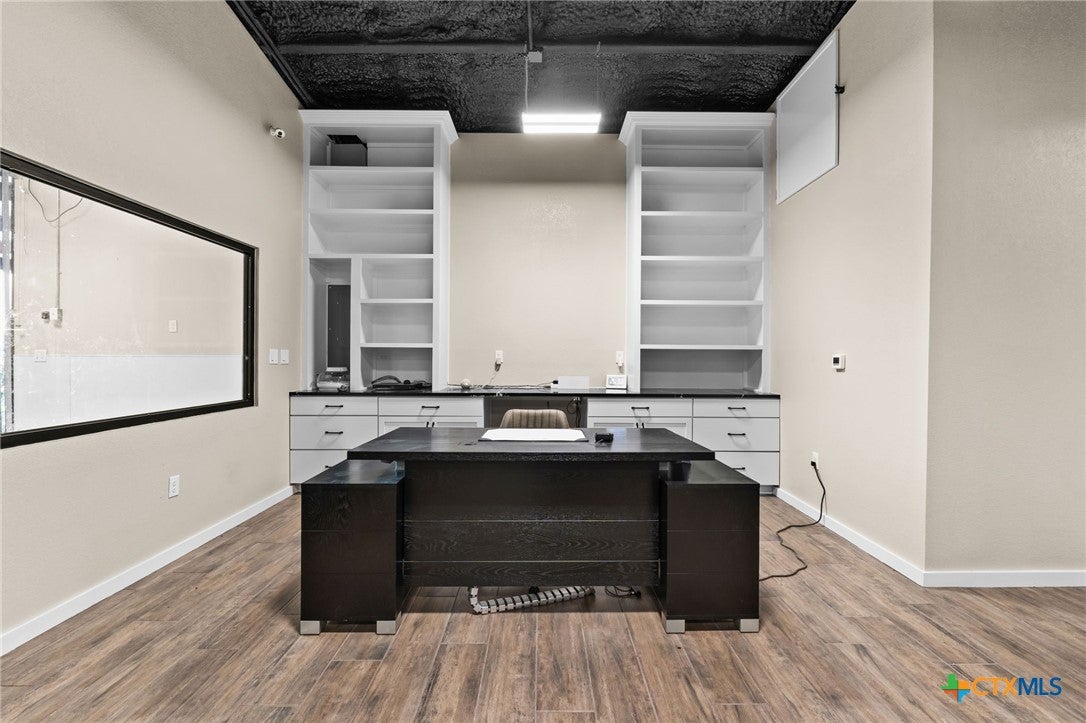 Kempner, Texas, 76539, United States, 5 Bedrooms Bedrooms, ,5 BathroomsBathrooms,Residential,Active,1898012