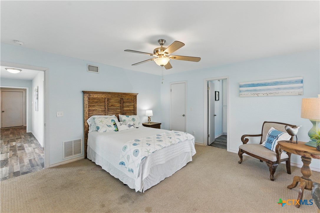 Rockport, Texas, 78382, United States, 4 Bedrooms Bedrooms, ,4 BathroomsBathrooms,Residential,Active,1973291