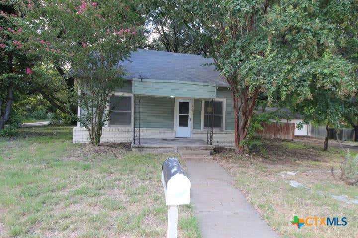 212 S STIDHAM ST, HAMILTON, TX 76531, photo 1 of 30