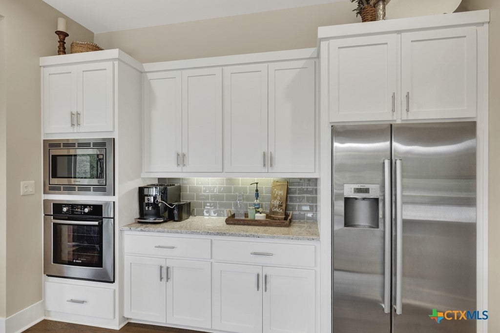 New Braunfels, Texas, 78132, United States, 4 Bedrooms Bedrooms, ,4 BathroomsBathrooms,Residential,Active,1993682