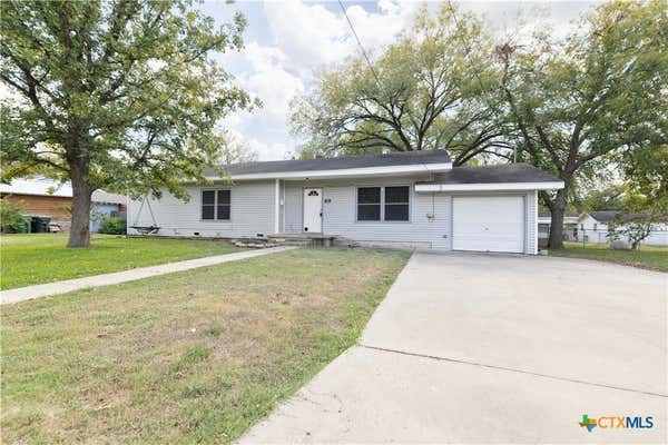 605 BEACON ST, CUERO, TX 77954 - Image 1