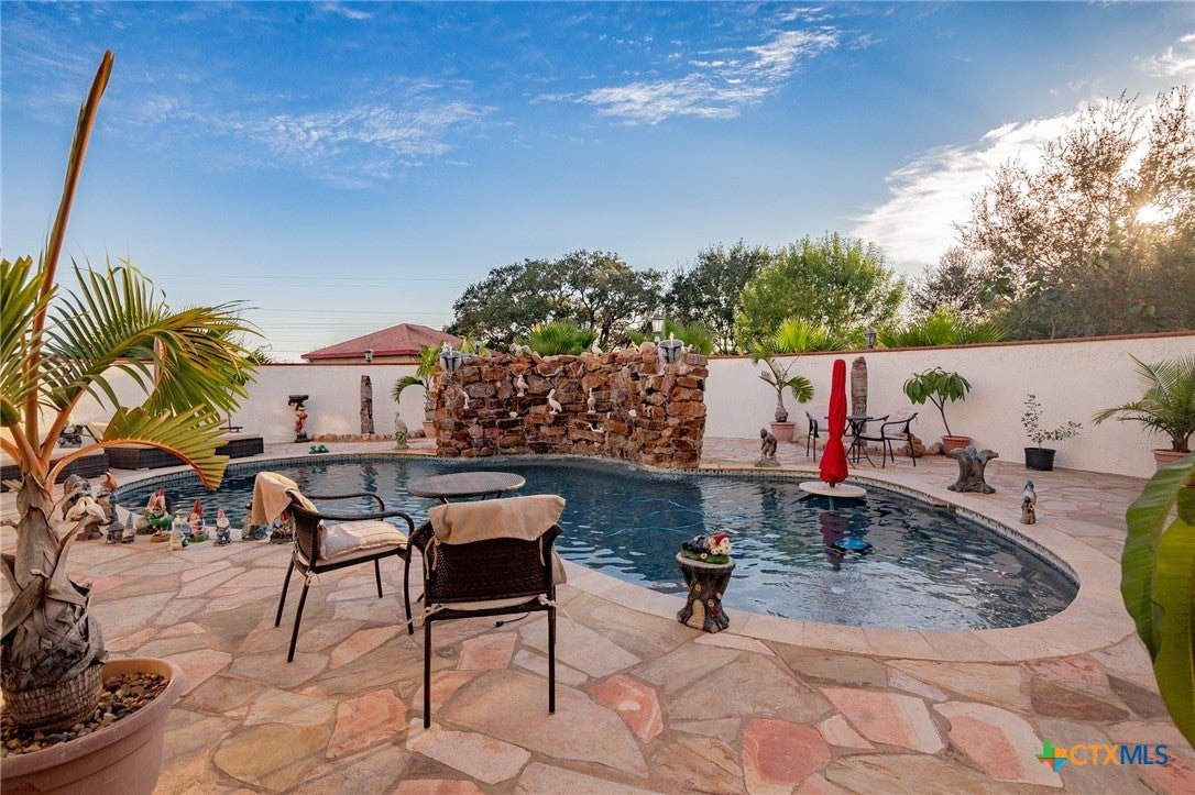 Inez, Texas, 77968, United States, ,5 BathroomsBathrooms,Residential,Active,1769514
