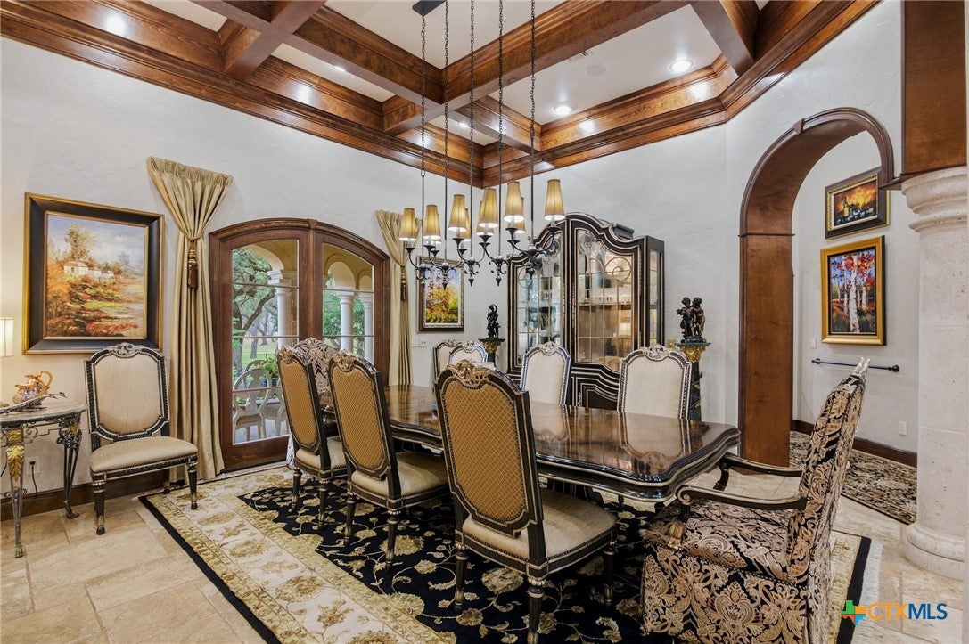 Inez, Texas, 77968, United States, 5 Bedrooms Bedrooms, ,6 BathroomsBathrooms,Residential,Active,1999904