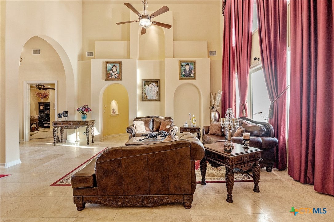 Inez, Texas, 77968, United States, ,5 BathroomsBathrooms,Residential,Active,1769514