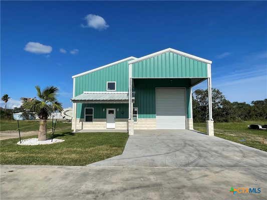 196 CIRCLE HOOK, PORT O'CONNOR, TX 77982 - Image 1