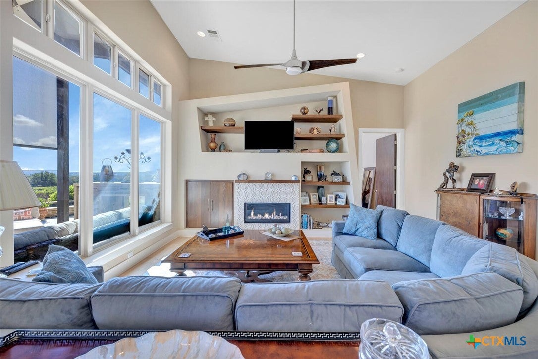 Round Mountain, Texas, 78663, United States, 4 Bedrooms Bedrooms, ,4 BathroomsBathrooms,Residential,Active,1966026