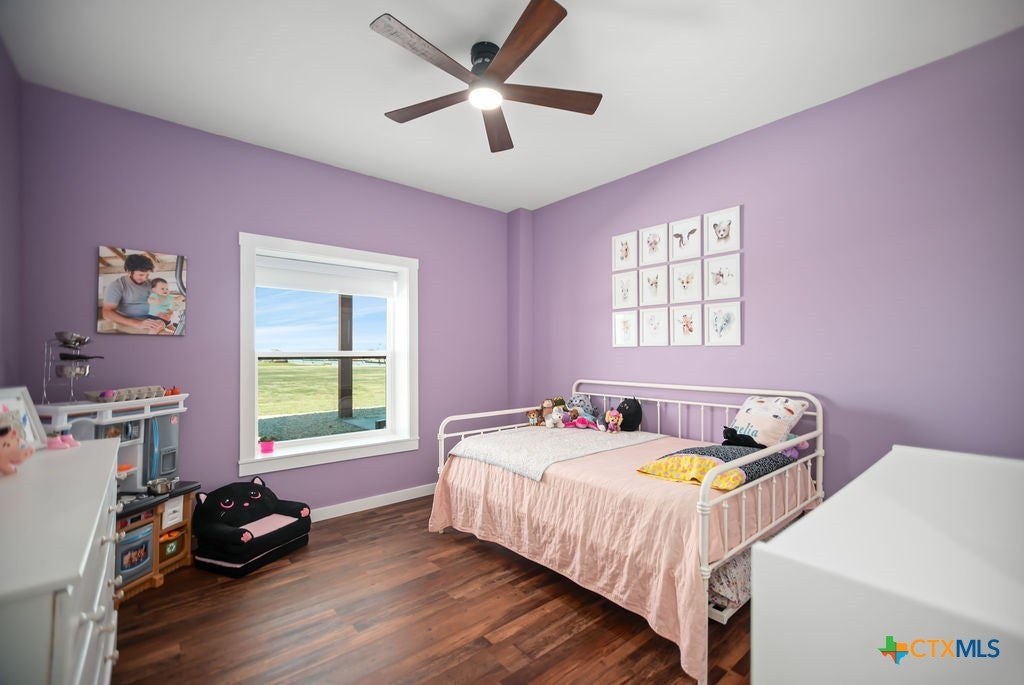 Port Lavaca, Texas, 77979, United States, 4 Bedrooms Bedrooms, ,3 BathroomsBathrooms,Residential,Active,1946527