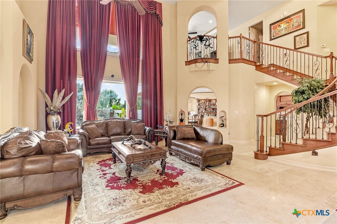 Inez, Texas, 77968, United States, ,5 BathroomsBathrooms,Residential,Active,1769514