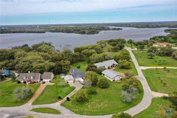 768 LAKESHORE DR, VICTORIA, TX 77905 - Image 1