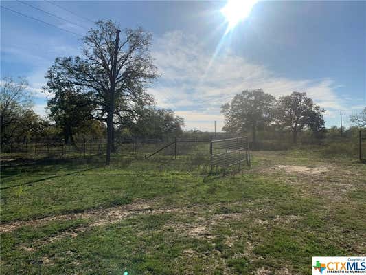 926 WATTS RD, KINGSBURY, TX 78638, photo 2 of 10